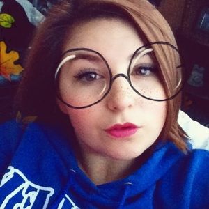 Meet your Posher, Makenzie